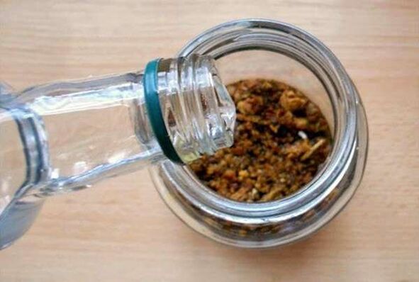 Preparación dunha infusión curativa de propóleo para potenciar
